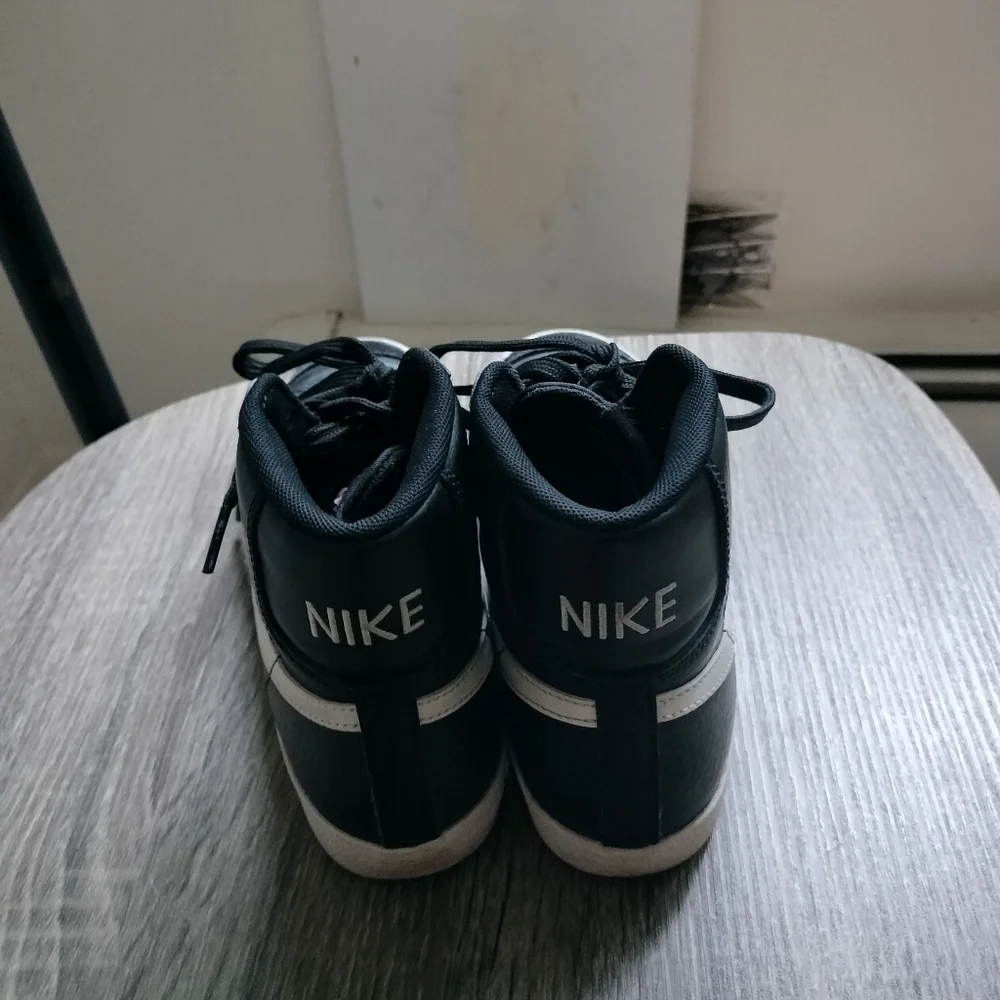 Small size You can make an offer if you are interested, Take two pairs of shoes